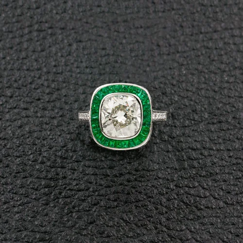 Emerald & Diamond Ring