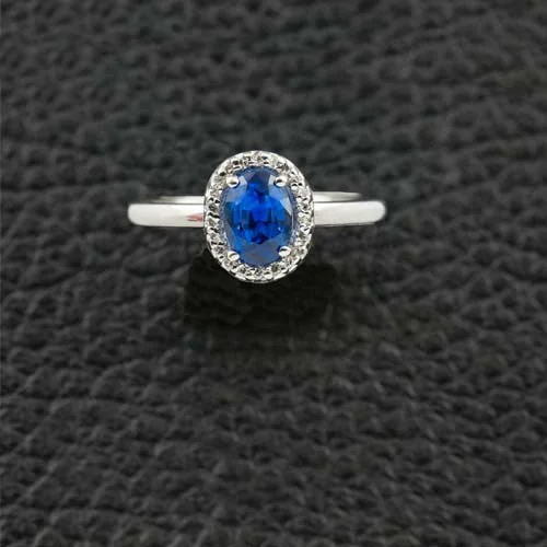 Oval Sapphire & Diamond Ring