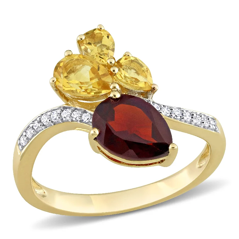 Miadora 2ct TGW Pear-Shape Garnet and Citrine and 1/10ct TDW Diamond Toi et Moi Ring in 14k Yellow Gold