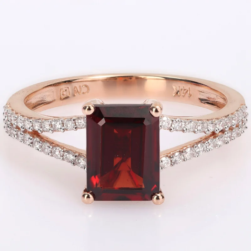 Miadora Octagon-Cut Garnet and 1/5ct TDW Diamond Split Shank Cocktail Ring in 14k Rose Gold