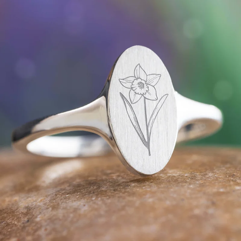 Birth Flower Signet Ring for New Moms