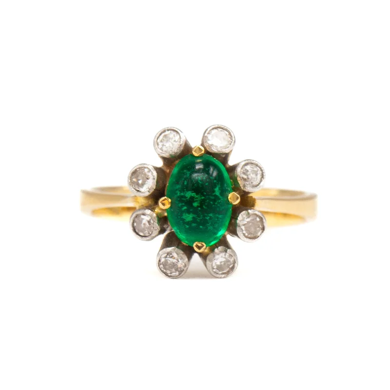 Retro Emerald Cabochon & Diamond Cluster Ring