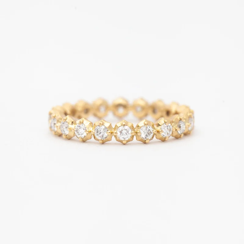 Sophisticate Eternity Band