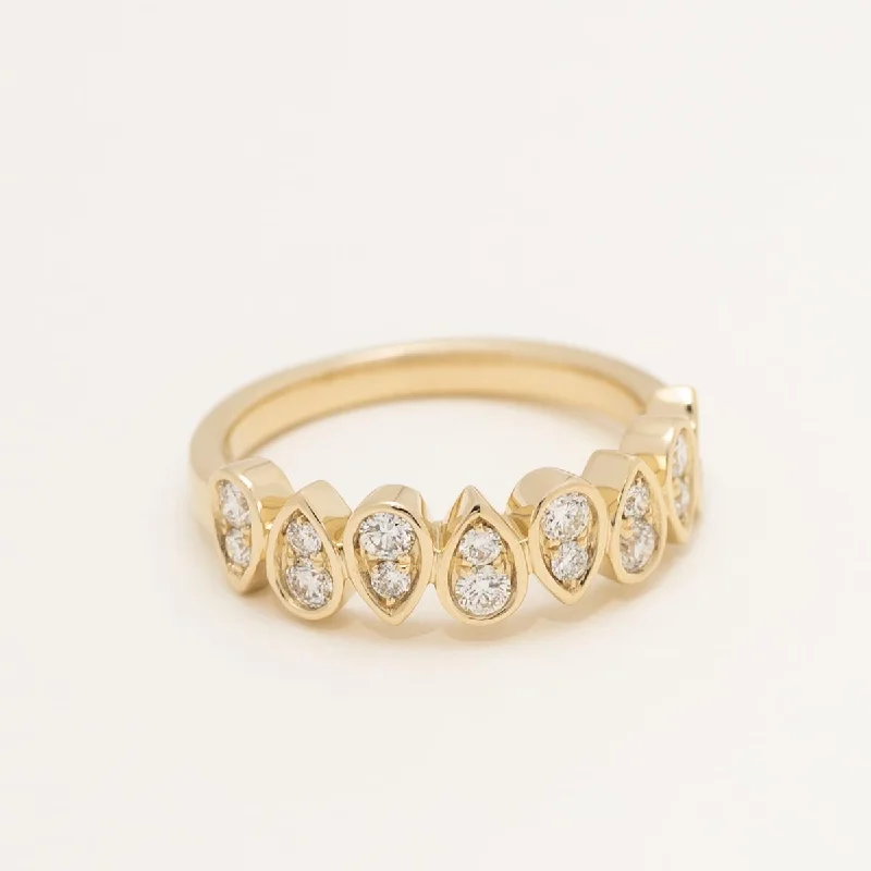 Diamond Pear Bezel Band in 14kt Yellow Gold (1/2ct tw)