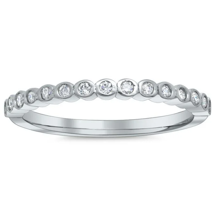 Scalloped Bezel Diamond Wedding Band