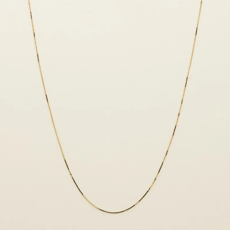 Box Chain in 14kt Yellow Gold (18 inches and .6mm wide)